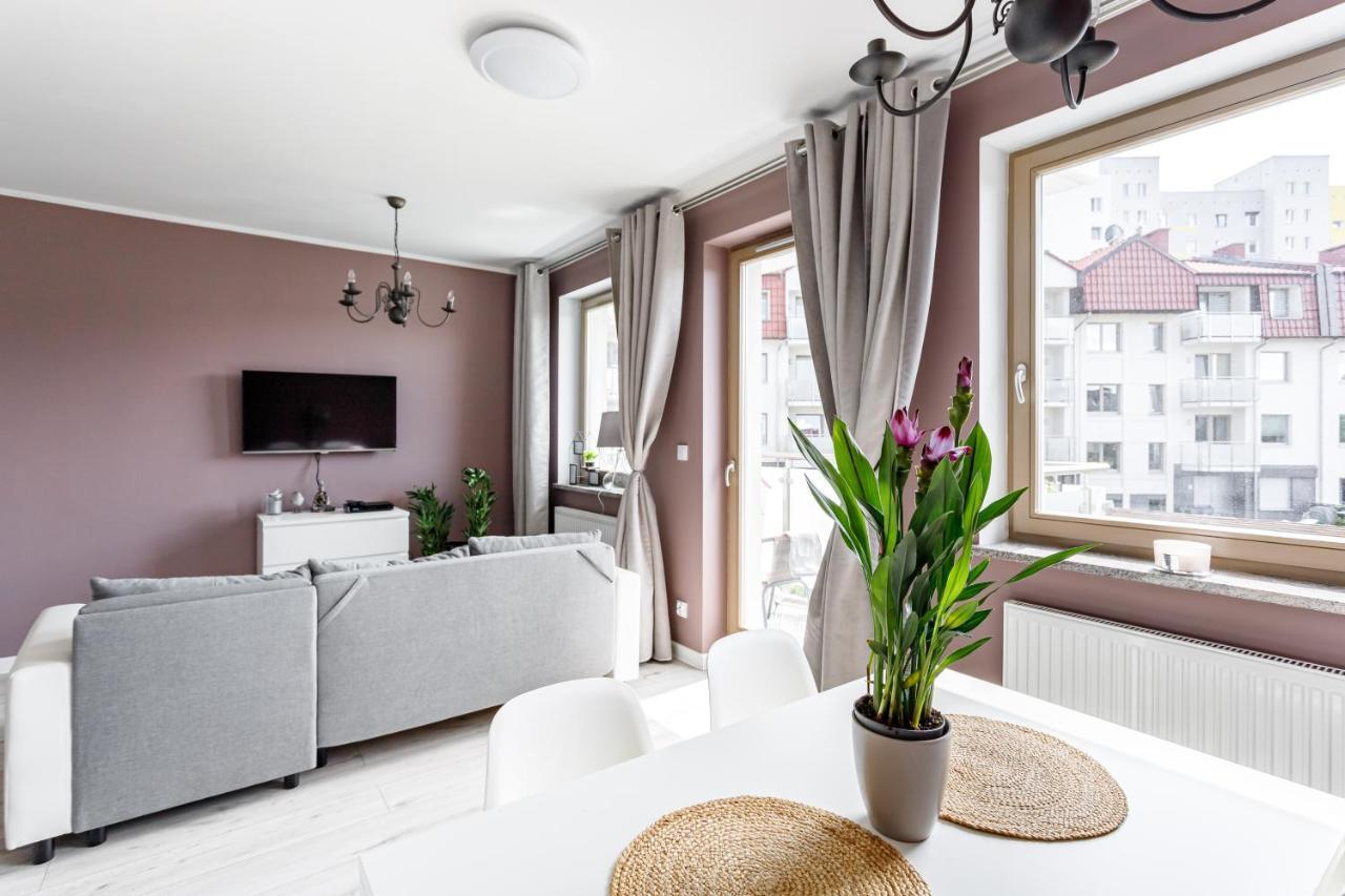 Apartament "Anna" - Kwartal Rozy Wiatrow, 15 Min Spacerem Od Plazy Swinoujscie Kültér fotó
